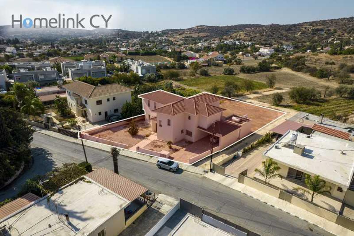 Picture of Home For Sale in Pyrgos Lemesou, Limassol, Cyprus