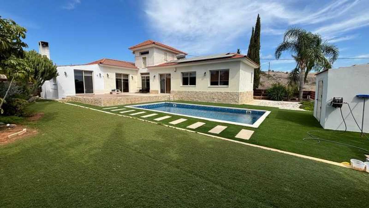 Picture of Home For Sale in Monagroulli, Limassol, Cyprus