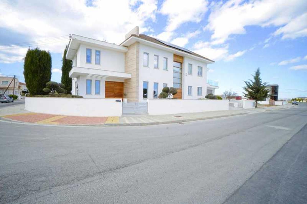 Picture of Home For Sale in Dromolaxia, Larnaca, Cyprus