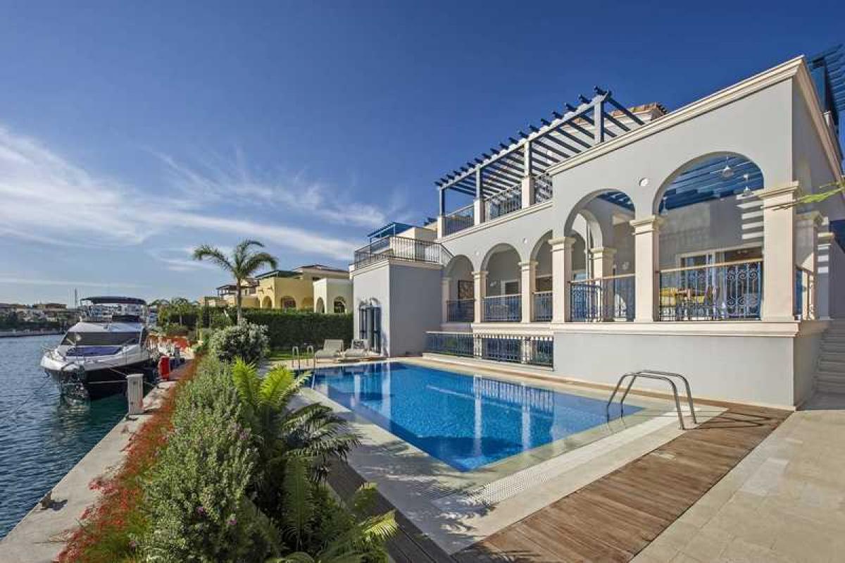 Picture of Villa For Sale in Limassol Marina, Limassol, Cyprus