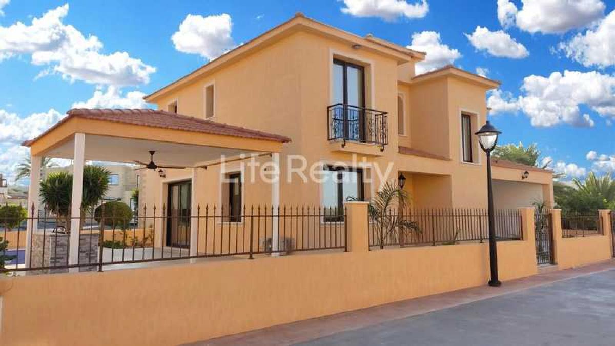 Picture of Home For Sale in Chlorakas, Paphos, Cyprus