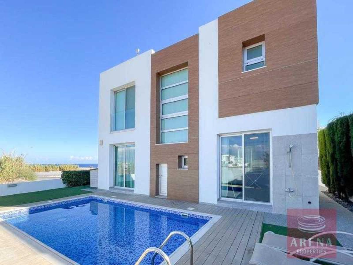 Picture of Villa For Sale in Kapparis, Famagusta, Cyprus