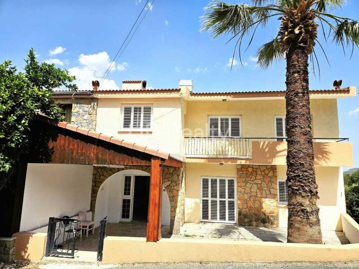 Picture of Home For Sale in Moniatis, Limassol, Cyprus