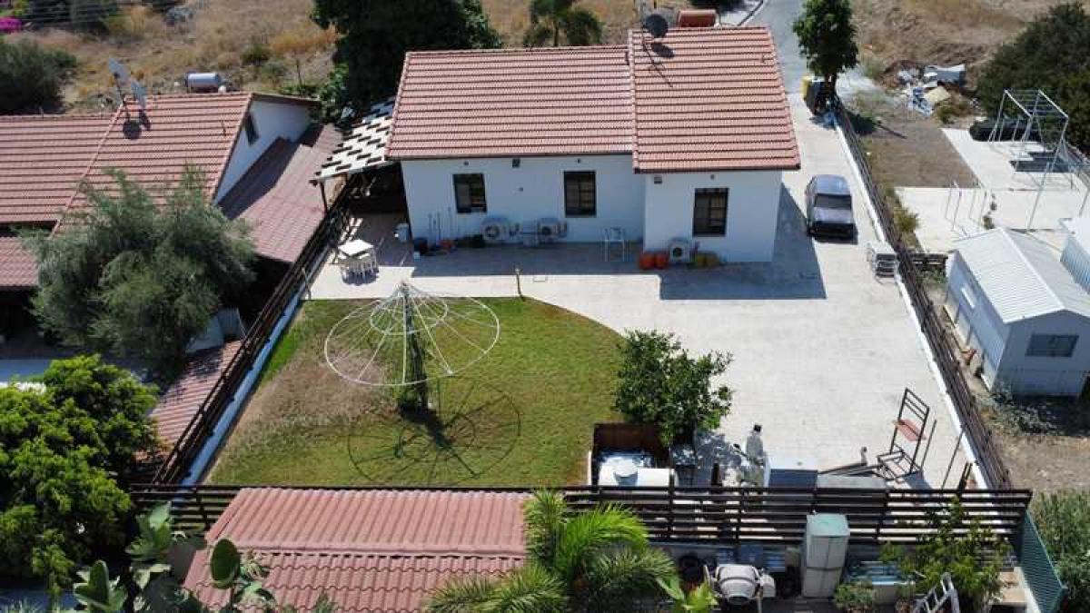 Picture of Home For Sale in Pyrgos Lemesou, Limassol, Cyprus