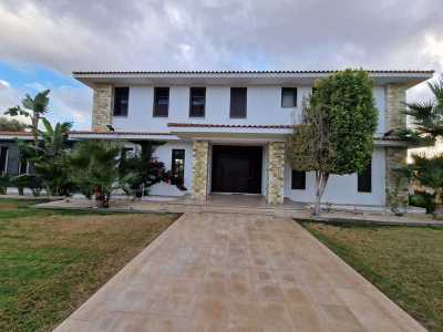 Villa For Sale in Dromolaxia, Cyprus