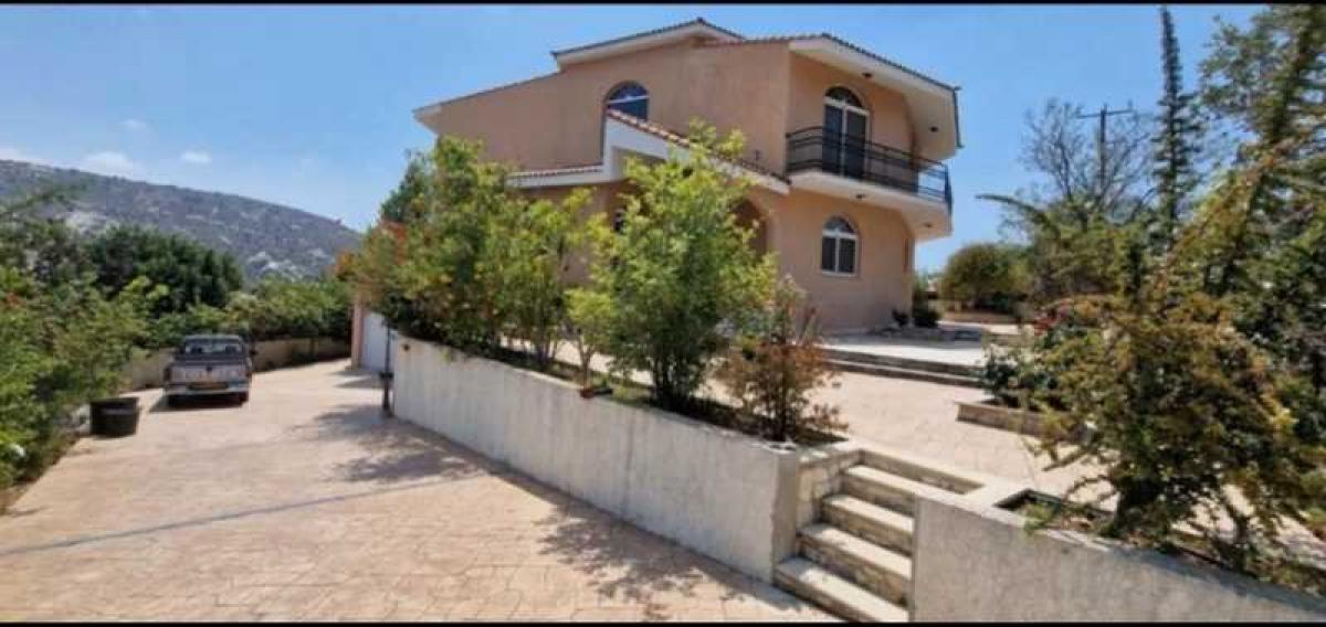 Picture of Home For Sale in Asgata, Limassol, Cyprus