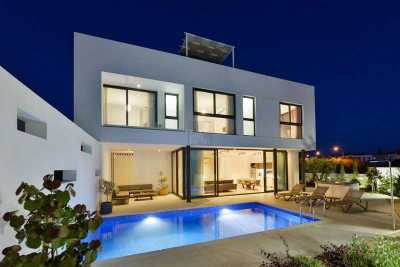 Home For Sale in Pernera, Cyprus