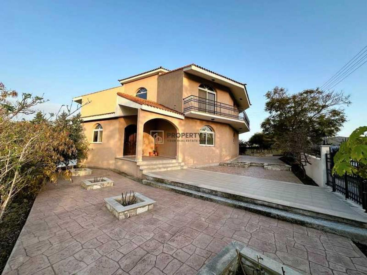 Picture of Villa For Sale in Asgata, Limassol, Cyprus