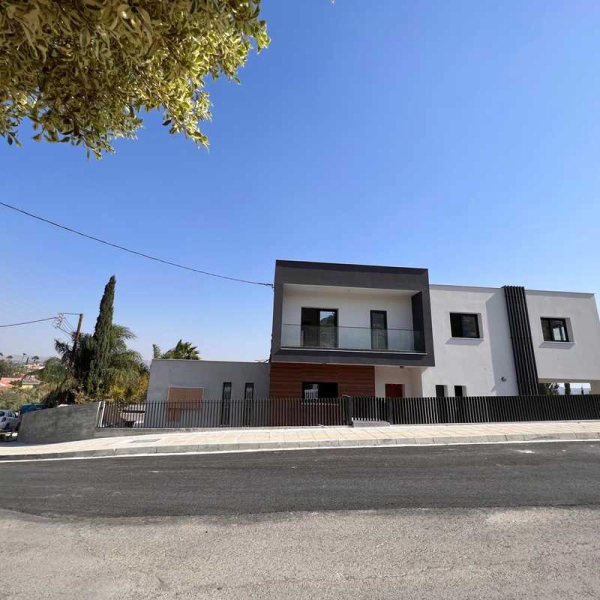 Picture of Home For Sale in Pyrgos Lemesou, Limassol, Cyprus