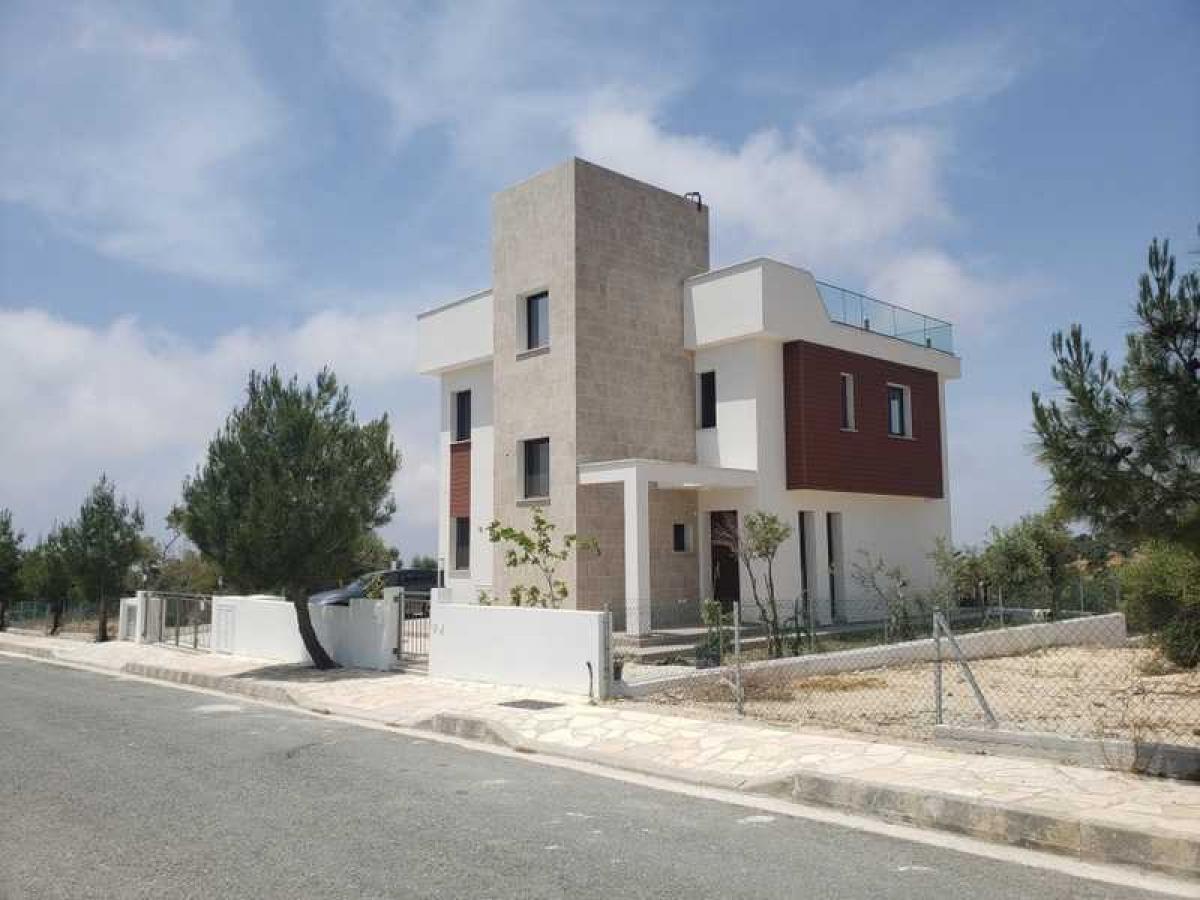 Picture of Villa For Sale in Kissonerga, Paphos, Cyprus