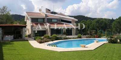 Home For Sale in Mosfiloti, Cyprus