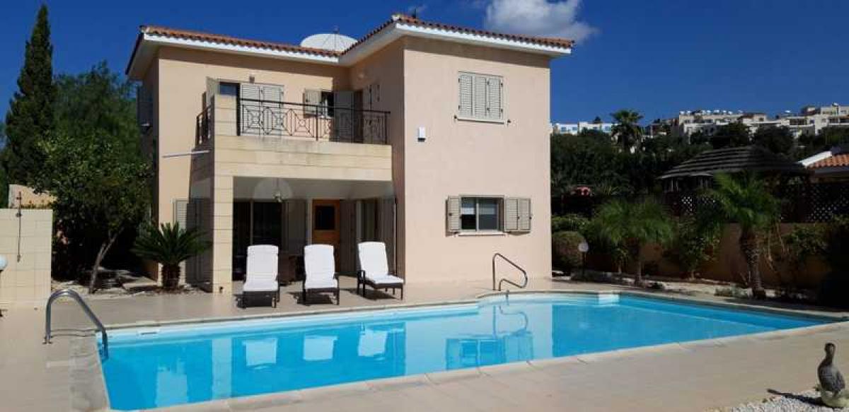 Picture of Villa For Sale in Chlorakas, Paphos, Cyprus