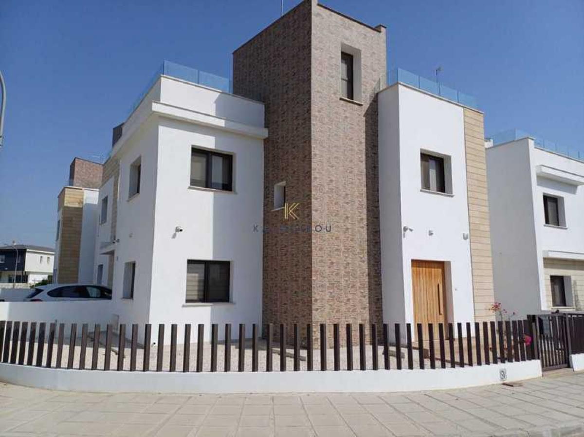 Picture of Home For Sale in Oroklini, Larnaca, Cyprus