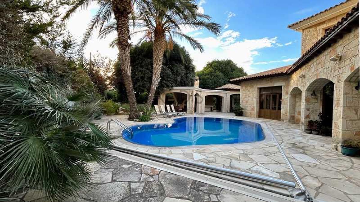 Picture of Villa For Sale in Ypsonas, Limassol, Cyprus