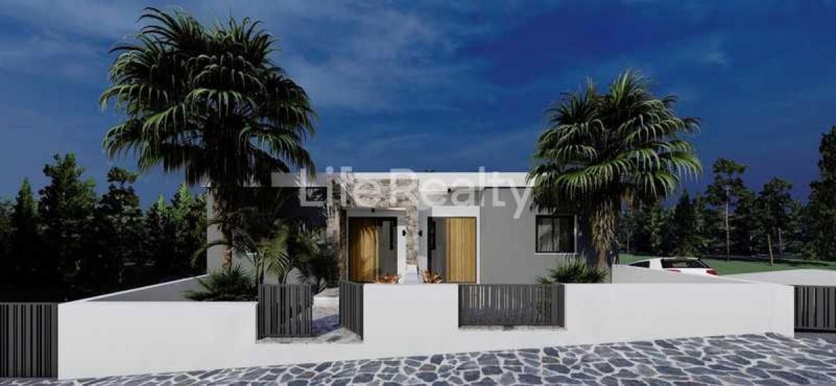 Picture of Home For Sale in Trimiklini, Limassol, Cyprus