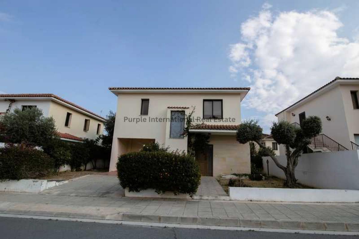 Picture of Villa For Sale in Oroklini, Larnaca, Cyprus