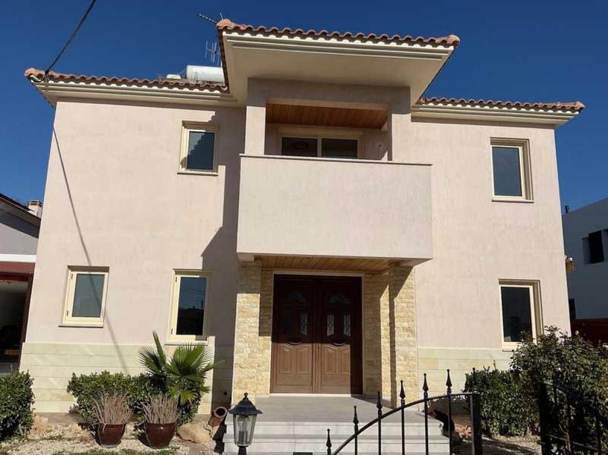 Picture of Home For Sale in Latsia, Nicosia, Cyprus