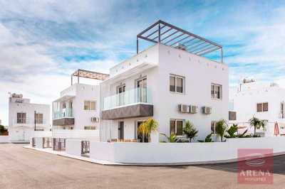 Villa For Sale in Agia Napa, Cyprus