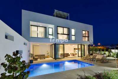 Home For Sale in Pernera, Cyprus