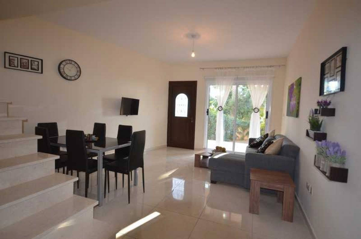 Picture of Villa For Sale in Chlorakas, Paphos, Cyprus