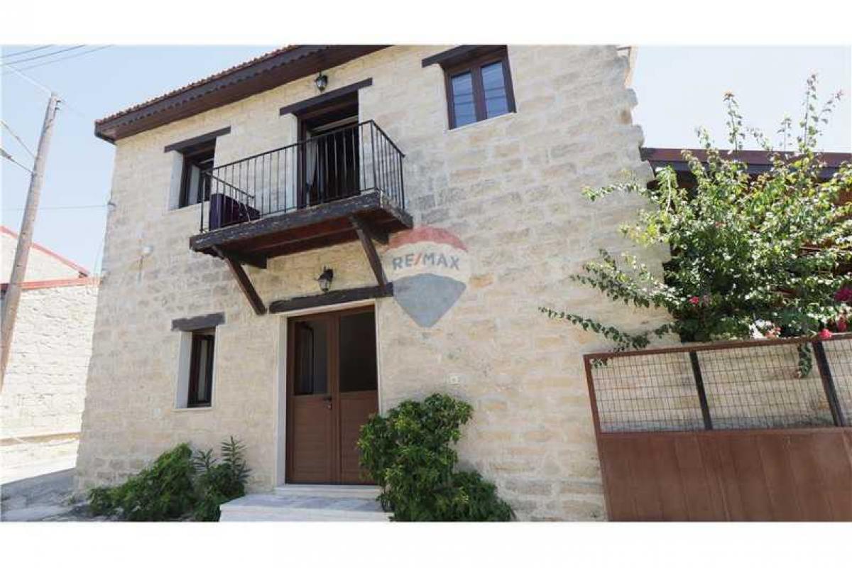 Picture of Home For Sale in Pachna, Limassol, Cyprus