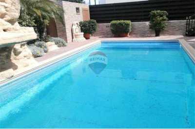 Villa For Sale in Polemidia, Cyprus