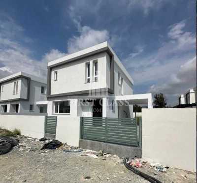 Home For Sale in Moni, Cyprus