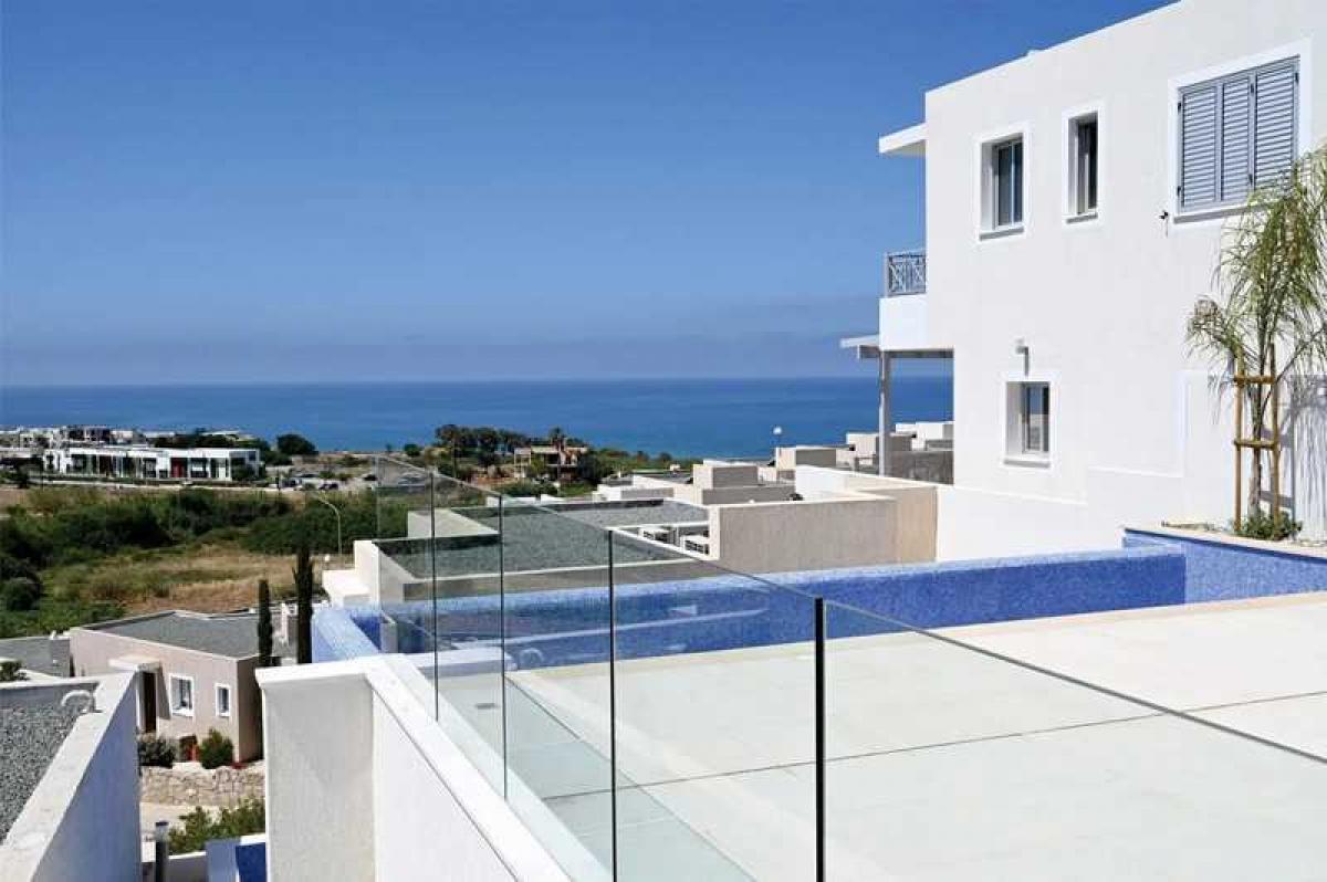 Picture of Home For Sale in Chlorakas, Paphos, Cyprus