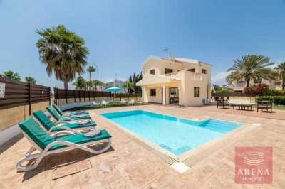 Villa For Sale in Agia Thekla, Cyprus