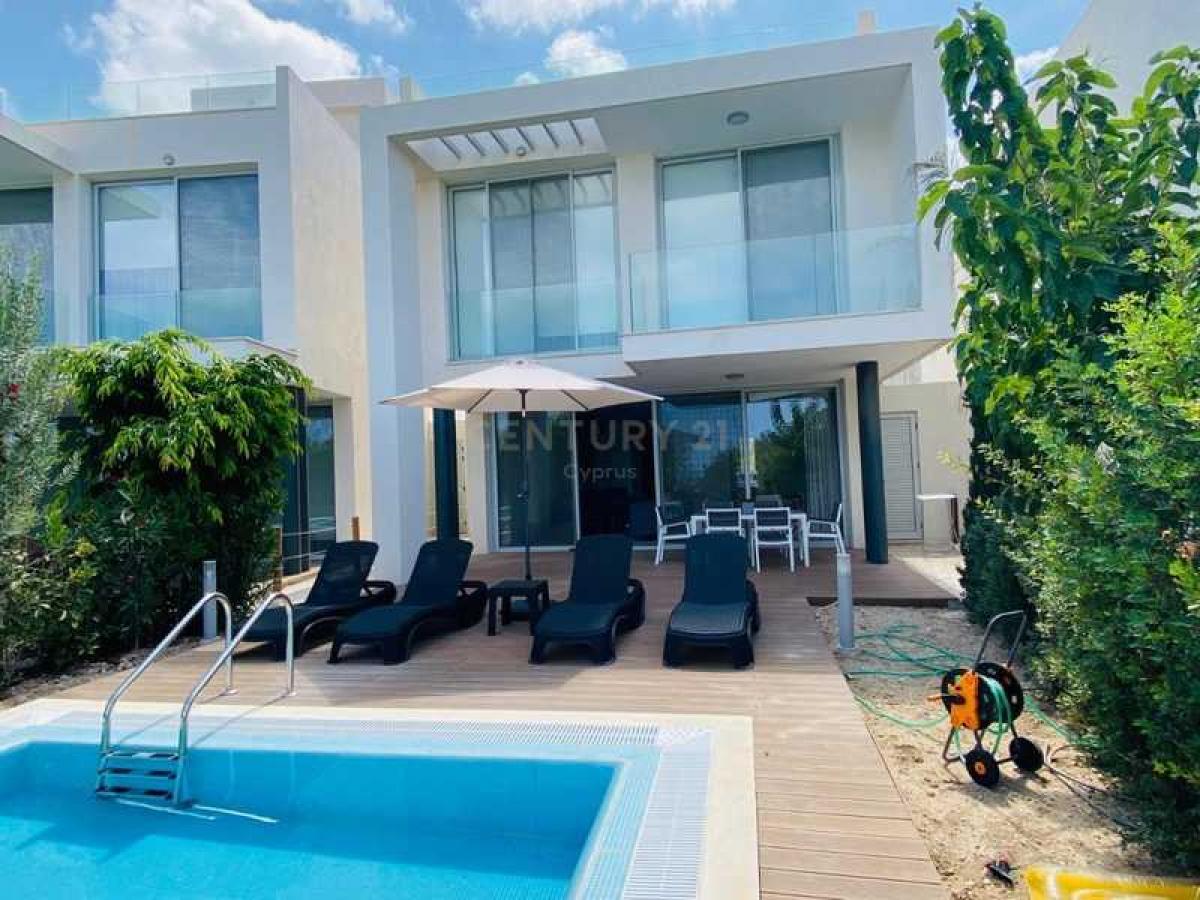 Picture of Villa For Sale in Chlorakas, Paphos, Cyprus