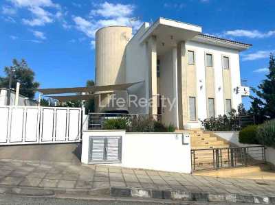 Home For Sale in Agios Tychon, Cyprus