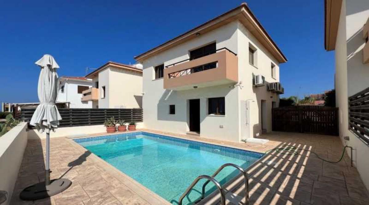 Picture of Villa For Sale in Kapparis, Famagusta, Cyprus