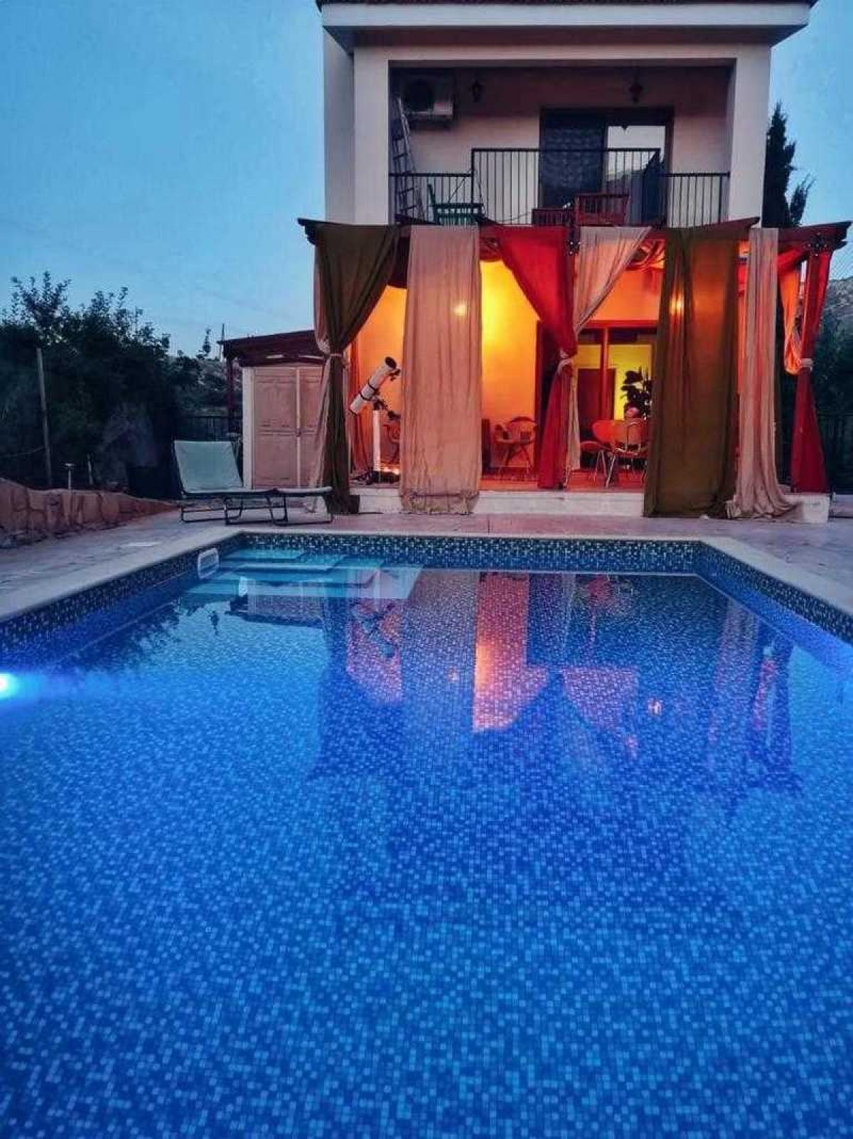 Picture of Home For Sale in Akrounta, Limassol, Cyprus