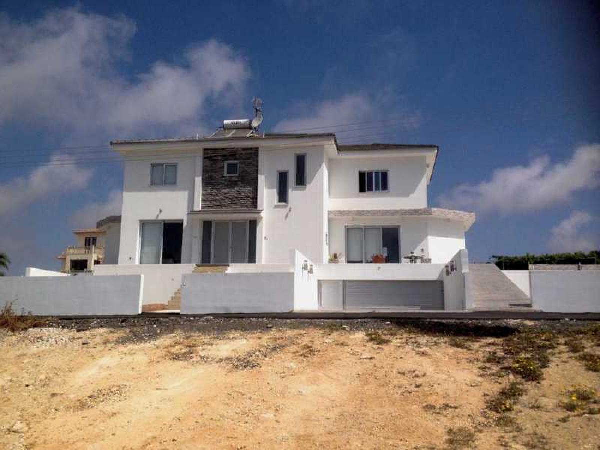 Picture of Home For Sale in Paralimni, Famagusta, Cyprus