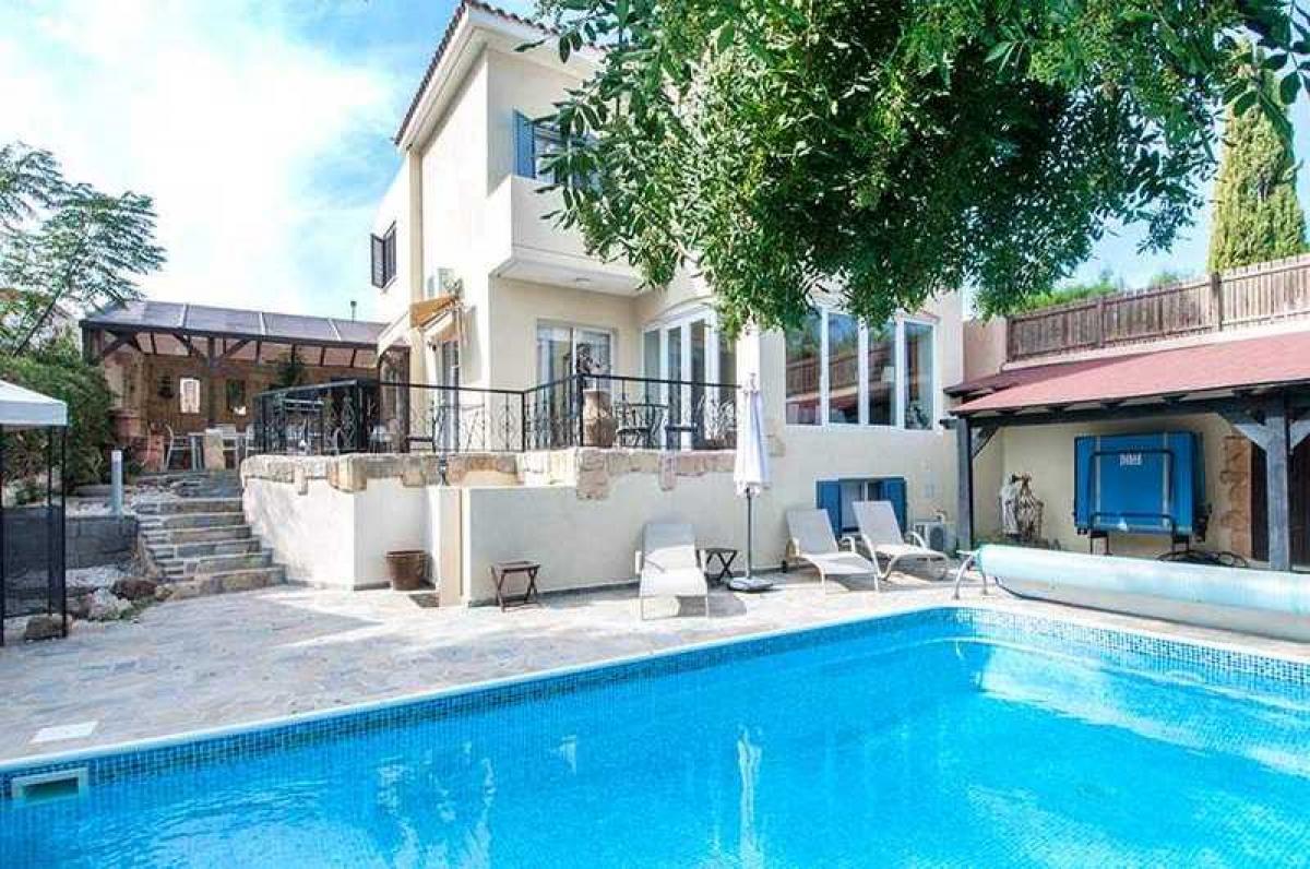 Picture of Villa For Sale in Chlorakas, Paphos, Cyprus