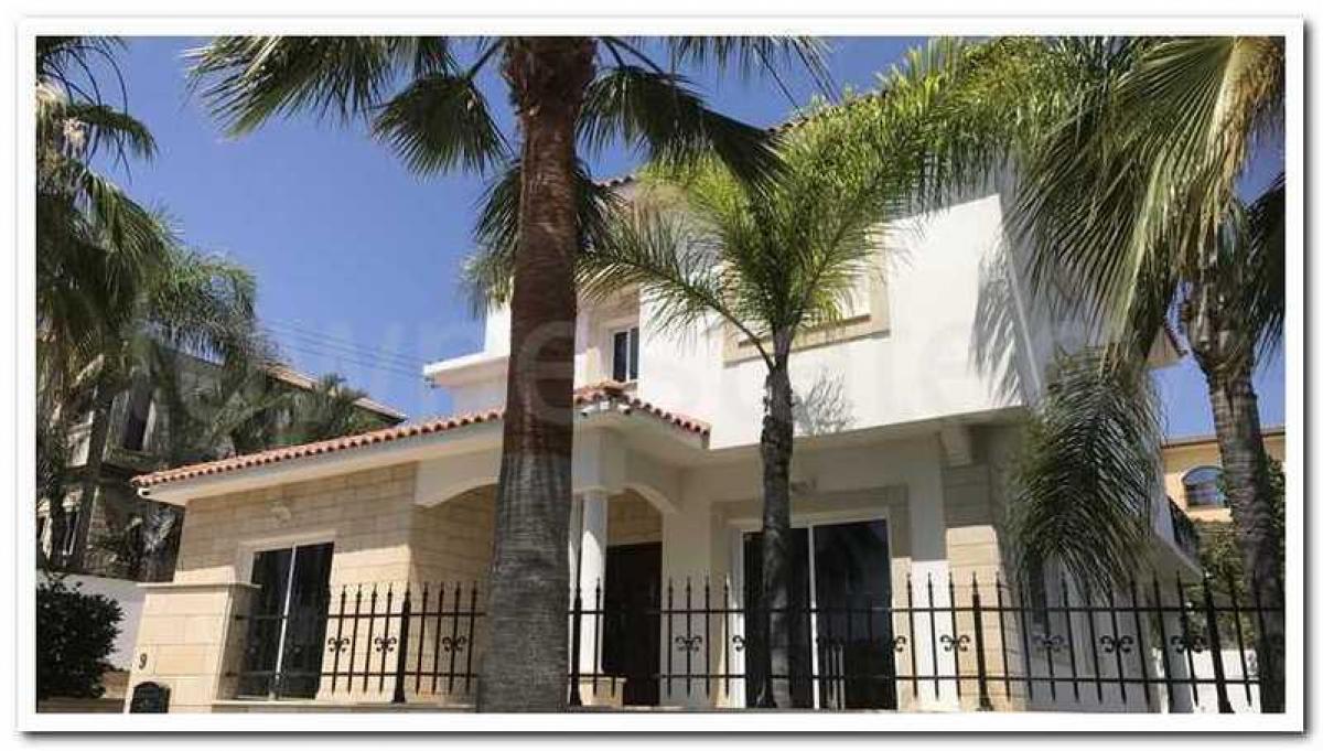 Picture of Villa For Sale in Agios Tychon, Limassol, Cyprus