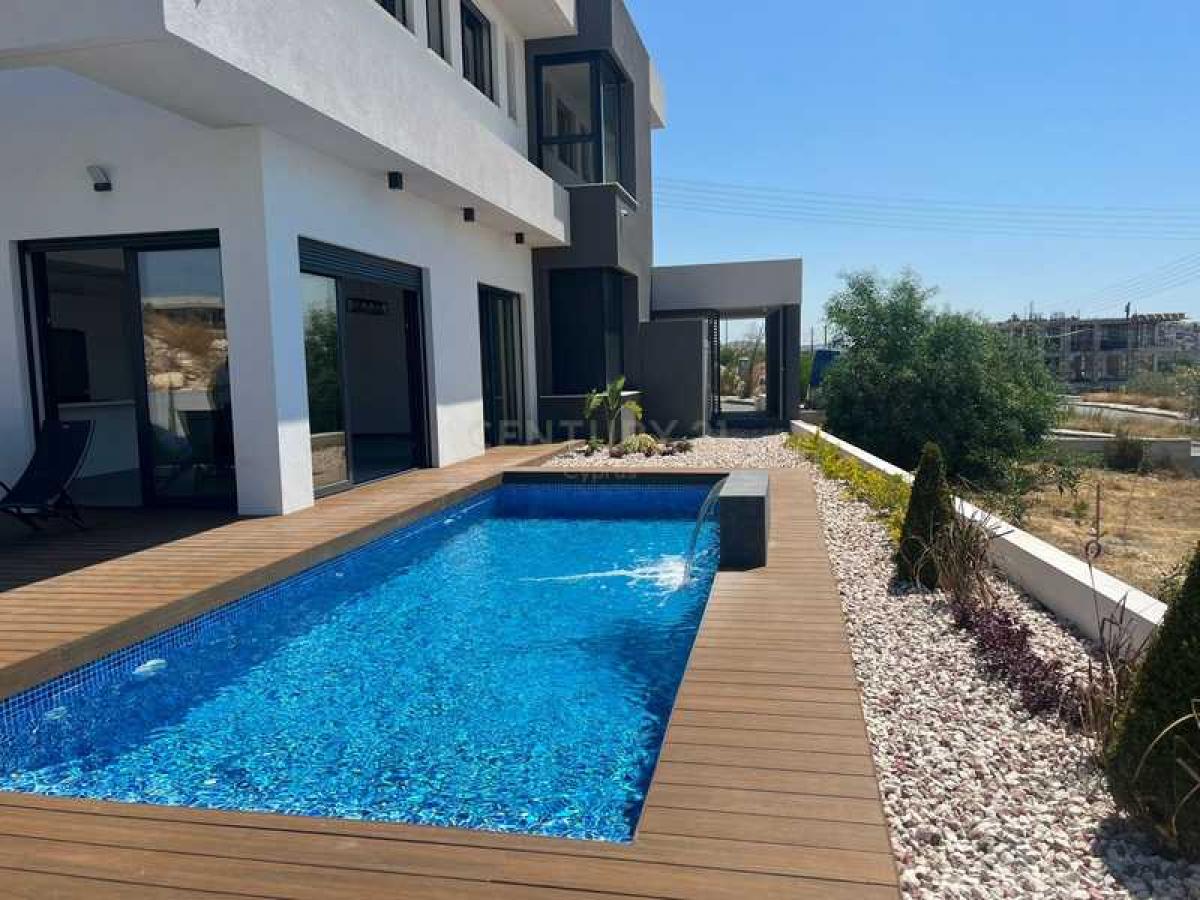 Picture of Villa For Sale in Agios Athanasios, Limassol, Cyprus