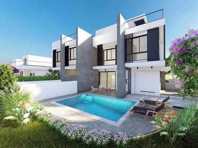 Villa For Sale in Chlorakas, Cyprus