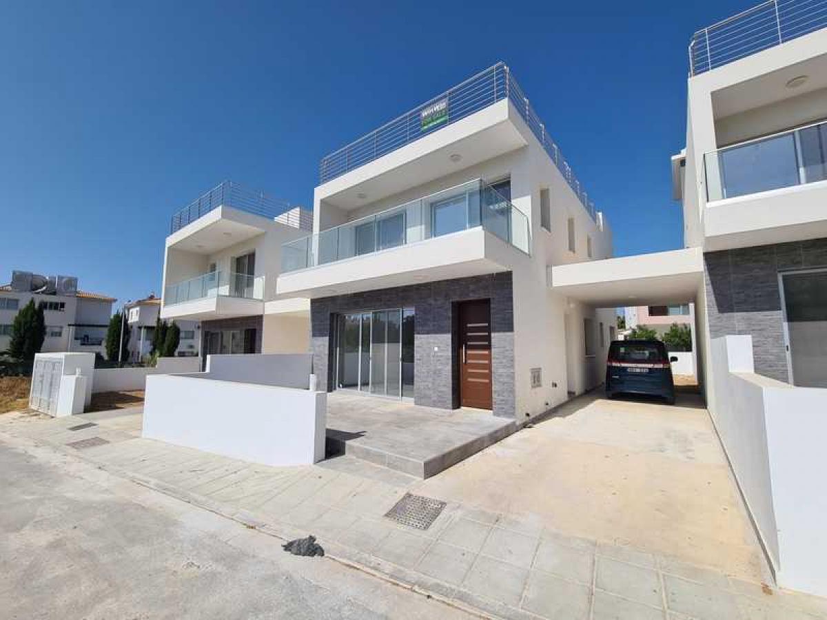 Picture of Villa For Sale in Paphos, Paphos, Cyprus