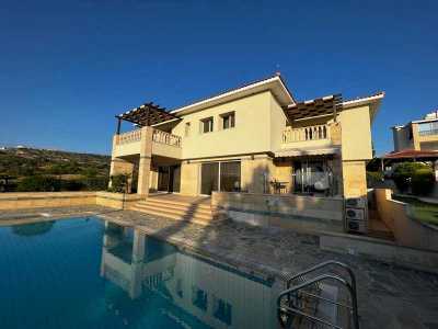 Villa For Sale in Konia, Cyprus