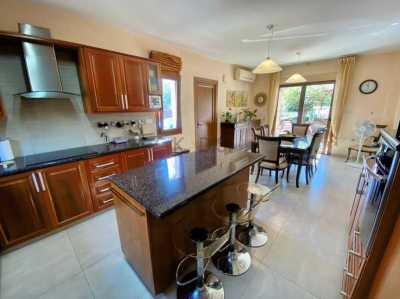 Villa For Sale in Palodeia, Cyprus