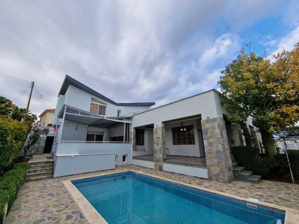 Picture of Villa For Sale in Agios Athanasios, Limassol, Cyprus