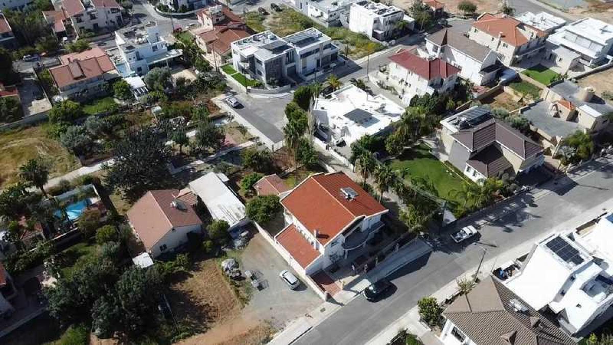 Picture of Home For Sale in Ypsonas, Limassol, Cyprus