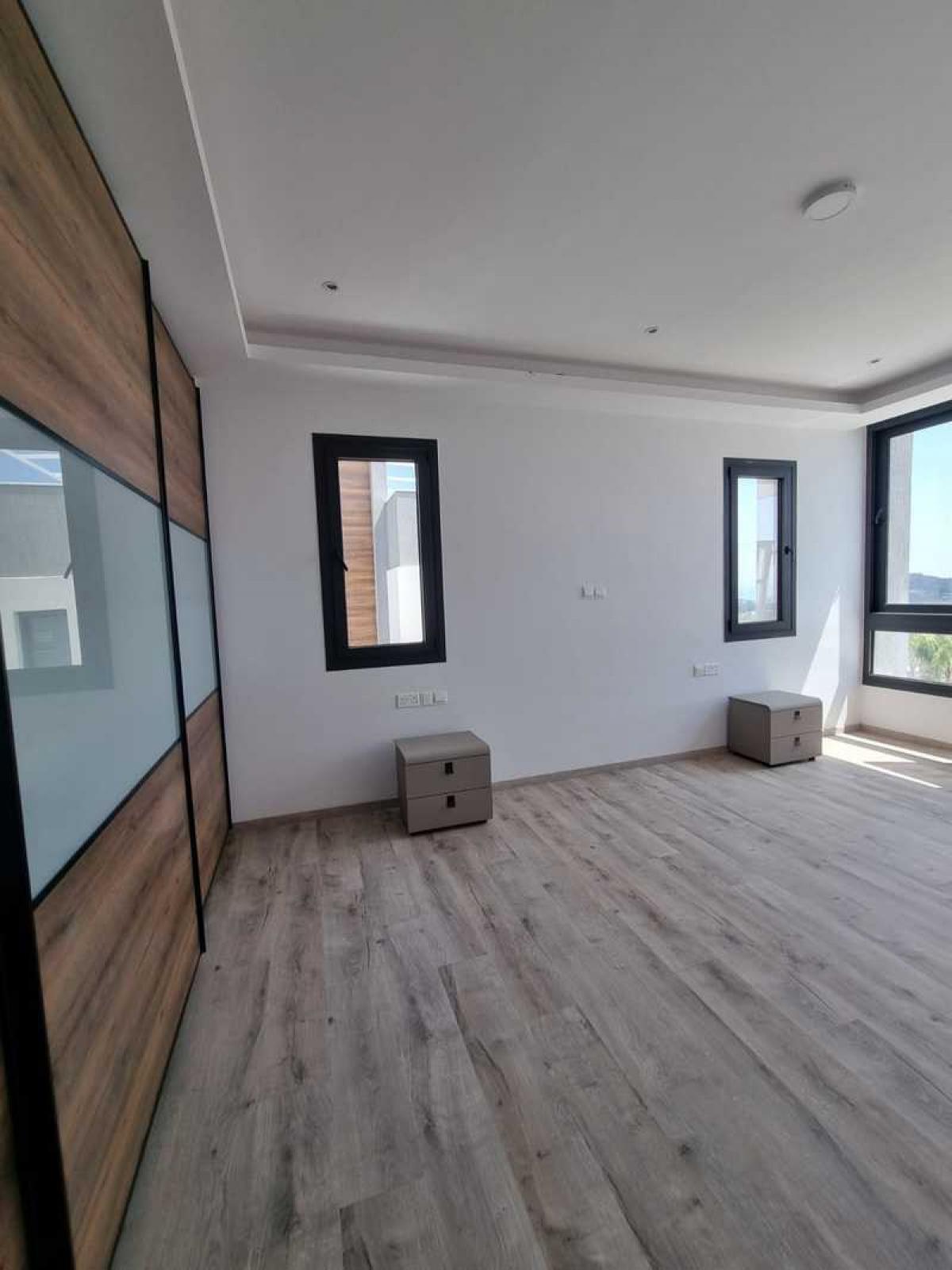 Picture of Villa For Sale in Parekklisia, Limassol, Cyprus