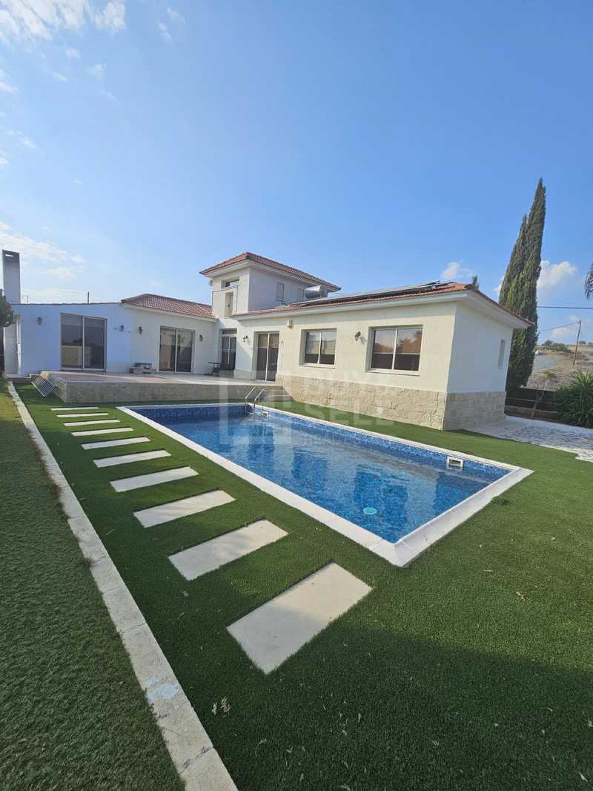 Picture of Home For Sale in Moni, Limassol, Cyprus