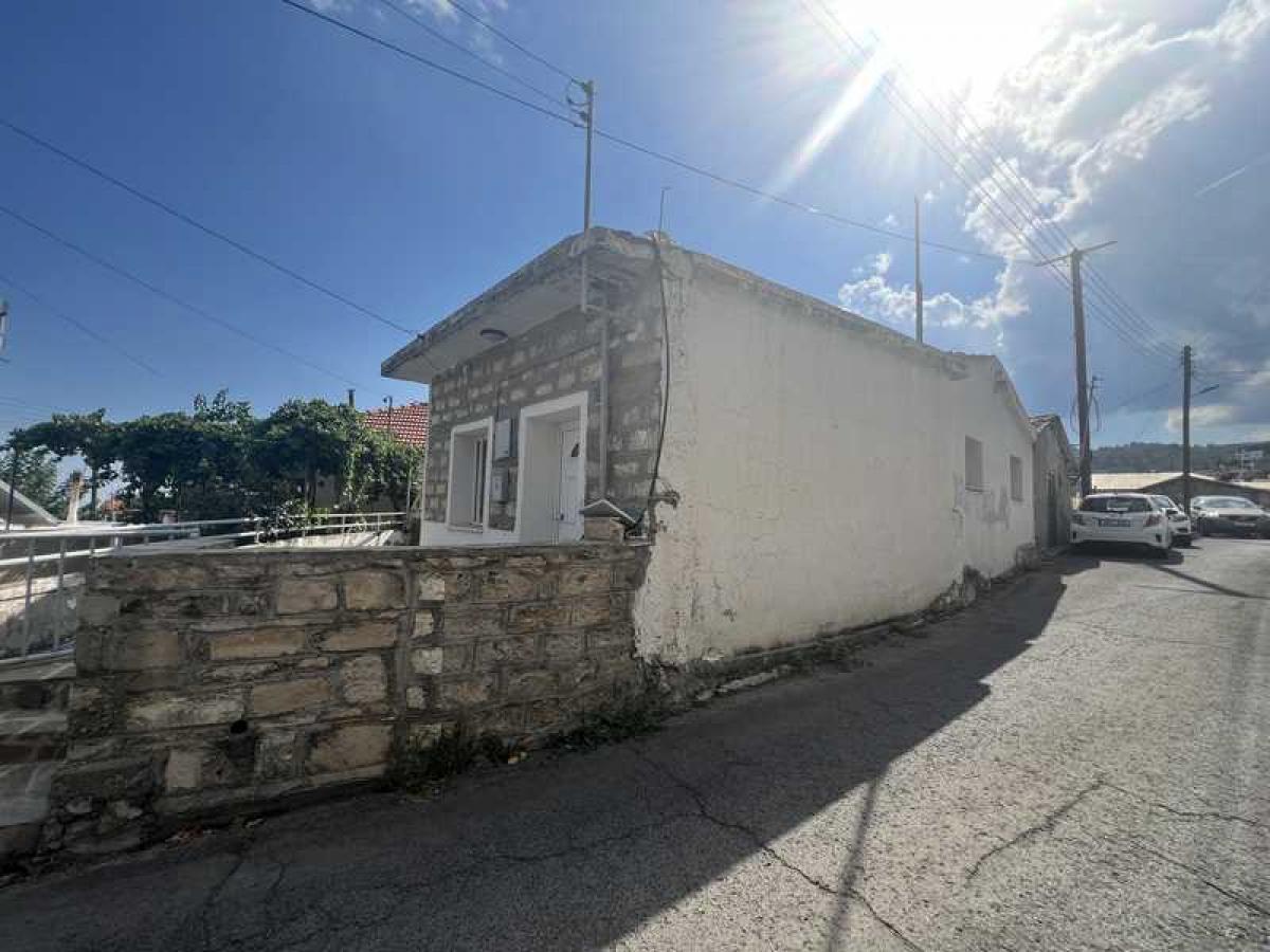 Picture of Home For Sale in Pelendri, Limassol, Cyprus