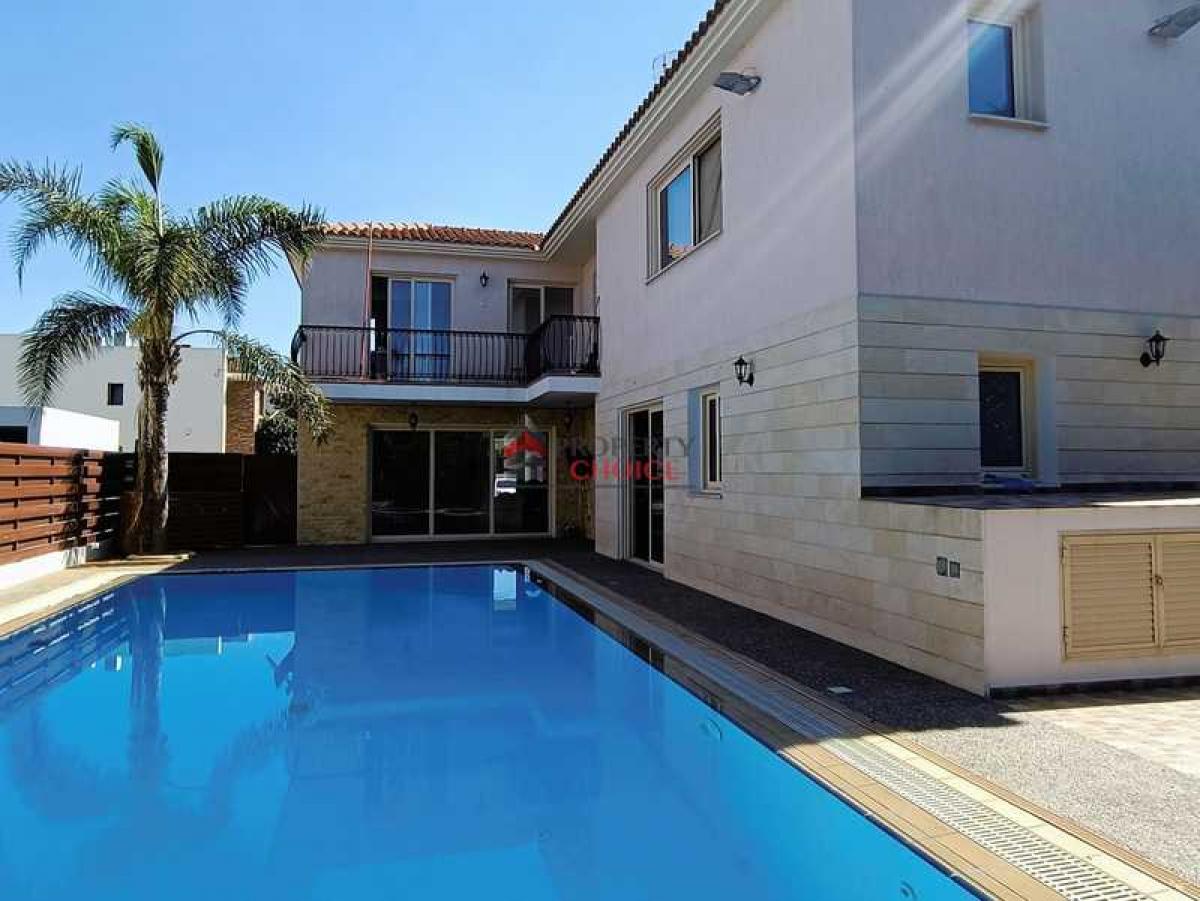 Picture of Villa For Sale in Latsia, Nicosia, Cyprus