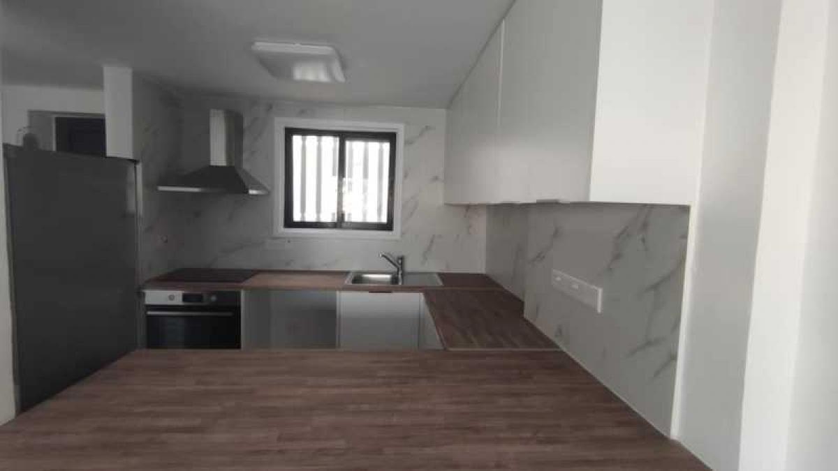 Picture of Apartment For Sale in Chlorakas, Paphos, Cyprus