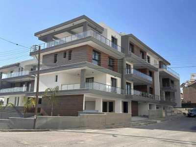 Apartment For Sale in Mesa Geitonia, Cyprus