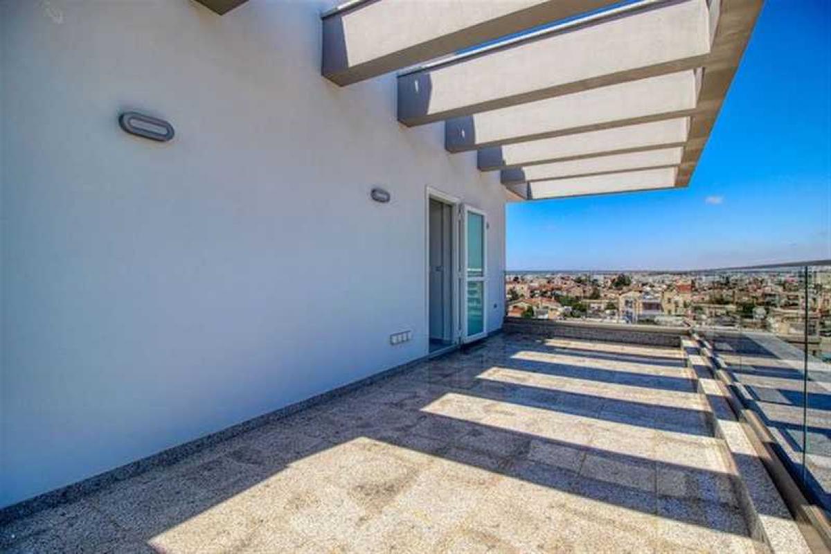 Picture of Home For Sale in Mesa Geitonia, Limassol, Cyprus